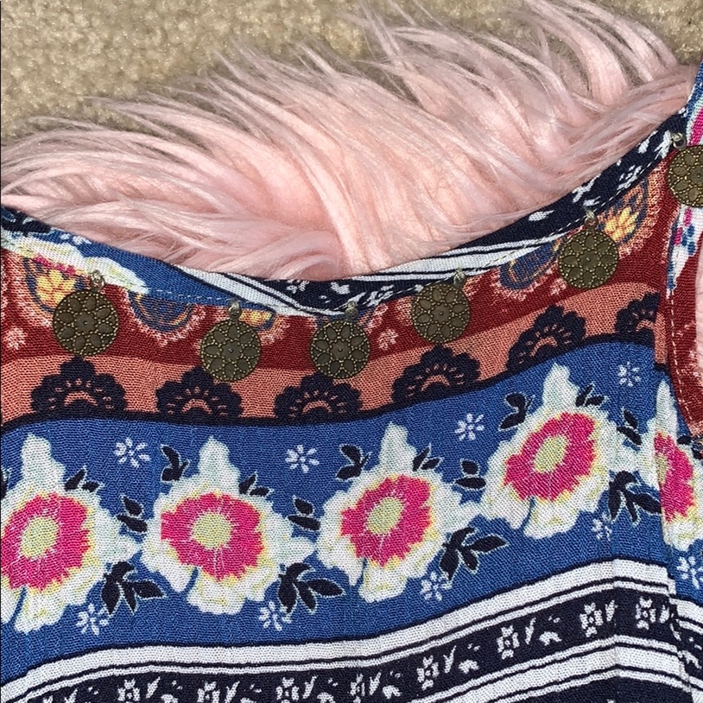 Romper - Picture 2 of 3